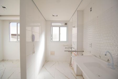 Apartamento à venda com 44m², 2 quartos e 1 vaga Apartamento à venda com 44m², 2 quartos e 1 vagaCozinha