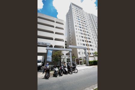 Apartamento à venda com 44m², 2 quartos e 1 vaga Apartamento à venda com 44m², 2 quartos e 1 vagaFachada