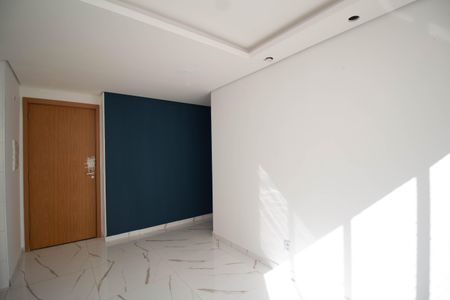 Apartamento à venda com 44m², 2 quartos e 1 vaga Apartamento à venda com 44m², 2 quartos e 1 vagaSala