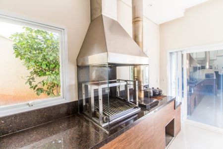 Casa de condomínio à venda com 385m², 4 quartos e 4 vagasÁrea gourmet