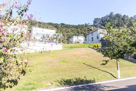 Casa de condomínio à venda com 385m², 4 quartos e 4 vagasVista da Varanda da Suíte 2