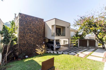 Casa de condomínio à venda com 385m², 4 quartos e 4 vagasGaragem