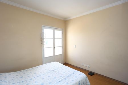 Casa à venda com 156m², 4 quartos e 2 vagas Casa à venda com 156m², 4 quartos e 2 vagassuíte