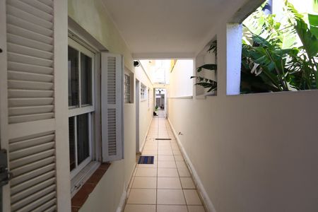 Casa à venda com 156m², 4 quartos e 2 vagas Casa à venda com 156m², 4 quartos e 2 vagas Corredor