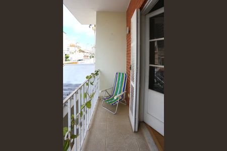 Casa à venda com 156m², 4 quartos e 2 vagas Casa à venda com 156m², 4 quartos e 2 vagasVaranda Quarto 2