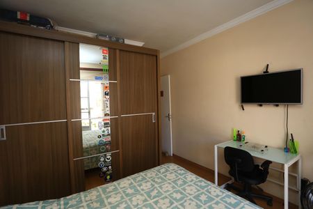 Casa à venda com 156m², 4 quartos e 2 vagas Casa à venda com 156m², 4 quartos e 2 vagas Quarto 2