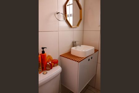 Casa à venda com 250m², 4 quartos e 1 vaga Casa à venda com 250m², 4 quartos e 1 vagaBanheiro da Suíte 3