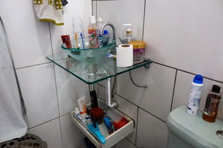 Casa à venda com 250m², 4 quartos e 1 vaga Casa à venda com 250m², 4 quartos e 1 vagaBanheiro Social