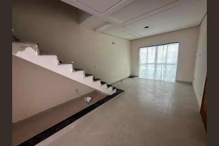 Casa à venda com 3 quartos, 130m² em Vila Augusta, Guarulhos