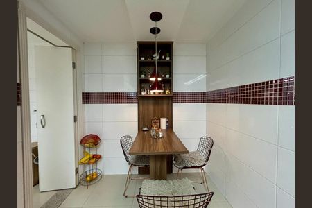 Apartamento à venda com 3 quartos, 137m² em Vila Regente Feijó, São Paulo