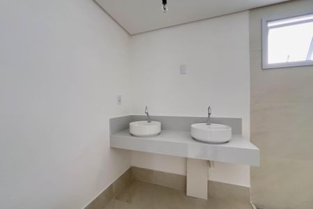 Apartamento à venda com 125m², 3 quartos e 2 vagasBanheiro da Suíte 1