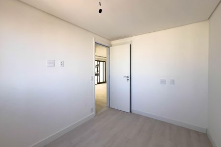 Apartamento à venda com 125m², 3 quartos e 2 vagasSuíte 3