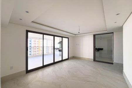 Sala de apartamento à venda com 3 quartos, 125m² em Vila Dom Pedro I, São Paulo