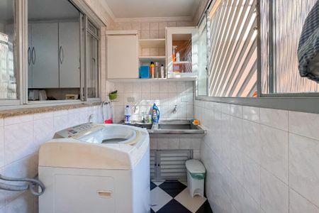 Casa à venda com 194m², 3 quartos e 2 vagasÁrea de Serviço