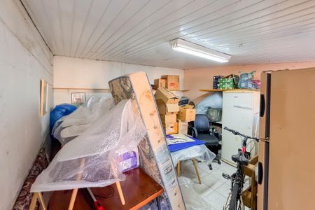 Casa à venda com 194m², 3 quartos e 2 vagasEdícula - Depósito