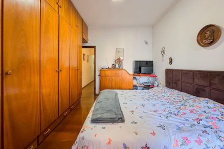 Casa à venda com 194m², 3 quartos e 2 vagasSuíte 1