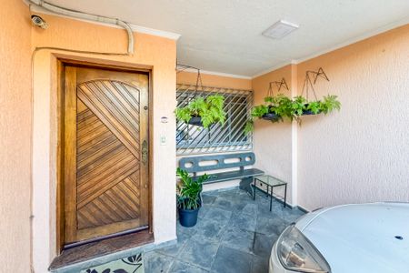 Casa à venda com 194m², 3 quartos e 2 vagasEntrada