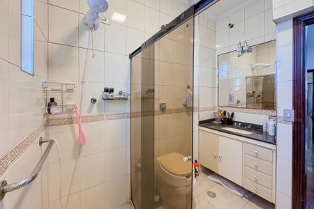 Casa à venda com 194m², 3 quartos e 2 vagasBanheiro da Suíte 1