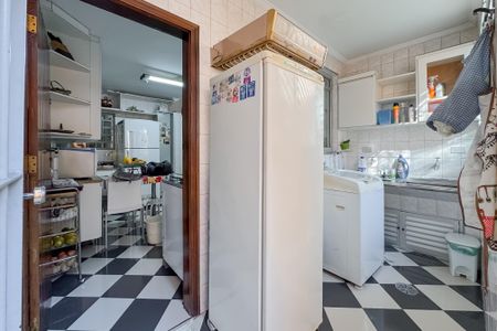 Casa à venda com 194m², 3 quartos e 2 vagasÁrea de Serviço