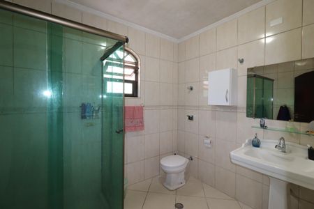Casa à venda com 208m², 3 quartos e 2 vagasBanheiro 2