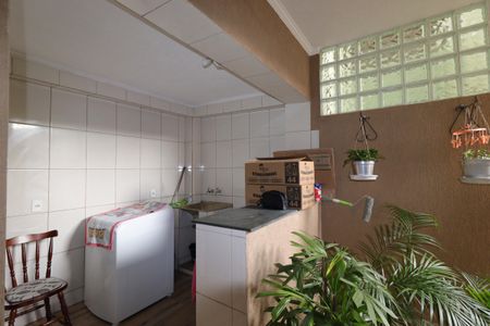 Casa à venda com 208m², 3 quartos e 2 vagasÁrea de Serviço