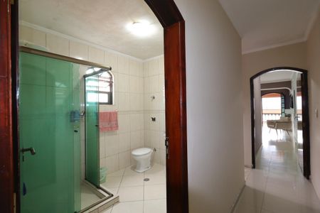 Casa à venda com 208m², 3 quartos e 2 vagasCorredor