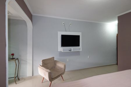 Casa à venda com 208m², 3 quartos e 2 vagasSuíte