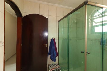 Casa à venda com 208m², 3 quartos e 2 vagasBanheiro 2