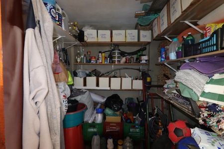 Casa à venda com 208m², 3 quartos e 2 vagasDeposito 