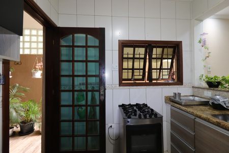 Casa à venda com 208m², 3 quartos e 2 vagasCozinha