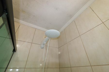 Casa à venda com 208m², 3 quartos e 2 vagasBanheiro 2