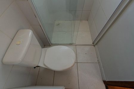 Apartamento para alugar com 47m², 2 quartos e 1 vaga Apartamento para alugar com 47m², 2 quartos e 1 vagaBanheiro
