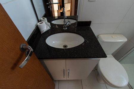 Banheiro de apartamento para alugar com 2 quartos, 47m² em Parque Campolim, Sorocaba