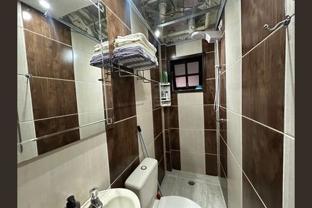 Casa para alugar com 250m², 3 quartos e 3 vagas Casa para alugar com 250m², 3 quartos e 3 vagasBanheiro