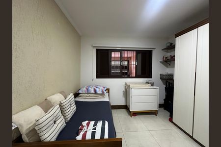 Casa para alugar com 250m², 3 quartos e 3 vagas Casa para alugar com 250m², 3 quartos e 3 vagasQuarto 2