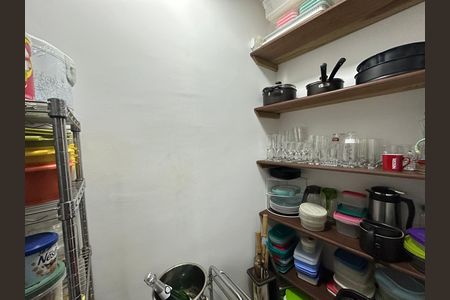Casa para alugar com 250m², 3 quartos e 3 vagas Casa para alugar com 250m², 3 quartos e 3 vagasDespensa