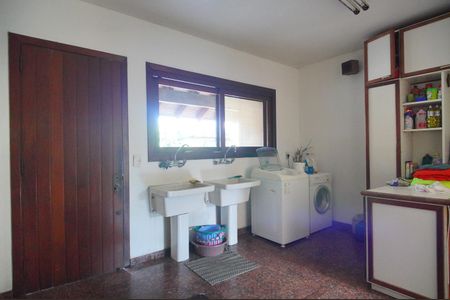 Casa à venda com 594m², 2 quartos e 3 vagasÁrea de Serviço