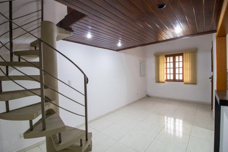 Sala de casa de condomínio para alugar com 3 quartos, 100m² em Jardim Sao Guilherme, Sorocaba