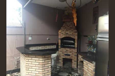 Casa à venda com 230m², 3 quartos e 5 vagas Casa à venda com 230m², 3 quartos e 5 vagasChurrasqueira