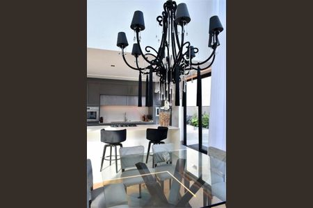 Casa à venda com 350m², 4 quartos e 4 vagas