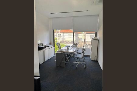 Casa à venda com 4 quartos, 350m² em Brooklin, São Paulo