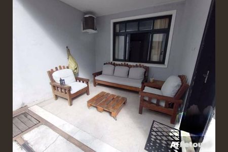 Casa à venda com 5 quartos, 350m² em Anil, Rio de Janeiro