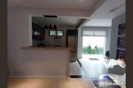 Casa à venda com 5 quartos, 350m² em Anil, Rio de Janeiro