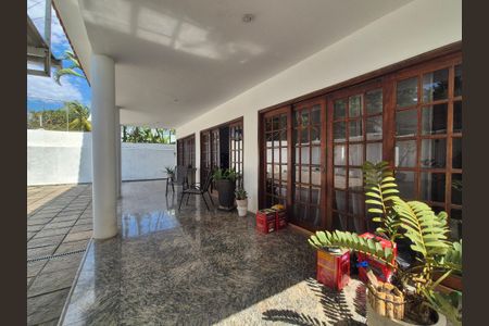 Casa à venda com 600m², 4 quartos e 5 vagasVaranda da sala