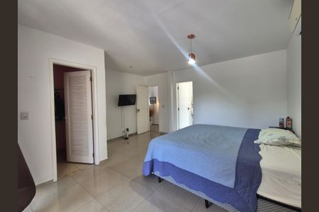 Casa à venda com 600m², 4 quartos e 5 vagasSuíte 4