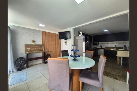 Casa à venda com 600m², 4 quartos e 5 vagasCopa