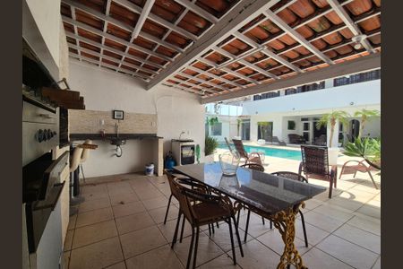 Casa à venda com 600m², 4 quartos e 5 vagasÁrea  gourmet