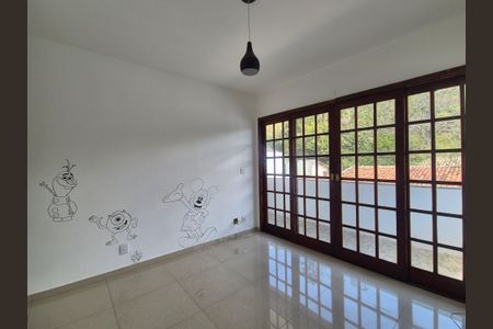 Casa à venda com 600m², 4 quartos e 5 vagasSuíte 3