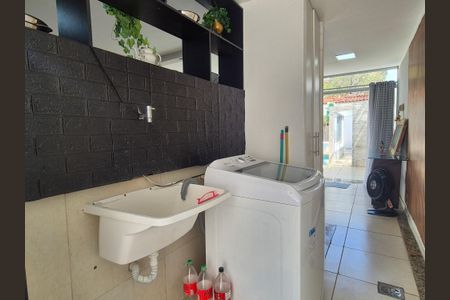 Casa à venda com 600m², 4 quartos e 5 vagasÁrea de Serviço