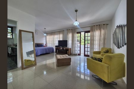 Casa à venda com 600m², 4 quartos e 5 vagasSuíte 2